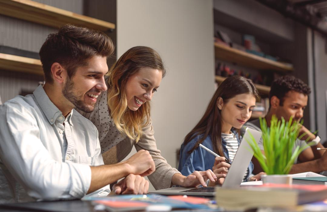 让24fall申请事半功倍的制胜因素：打造一份个性化简历！