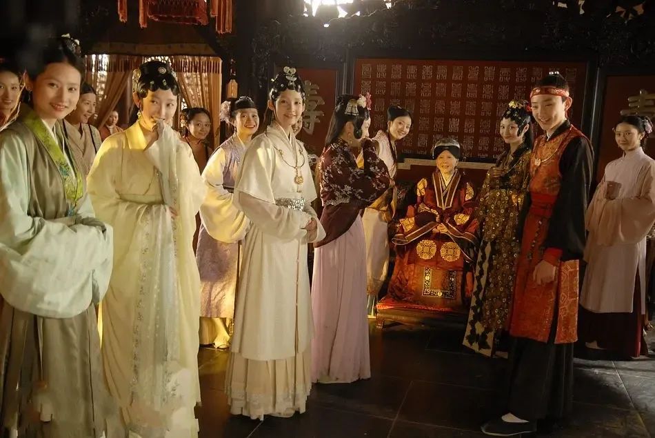 新红楼梦贾宝玉通灵,新红楼梦贾宝玉找林黛玉