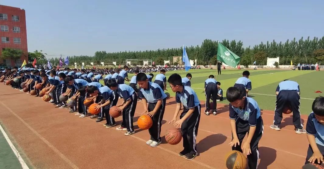 江河实验学校艺术节开幕,东平县实验中学运动会开幕