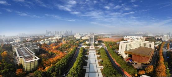 闈掕】涔嬪織灞ヨ返鑷磋繙璇剧▼,闈掕】涔嬪織灞ヨ返鑷磋繙涓婚璁茬