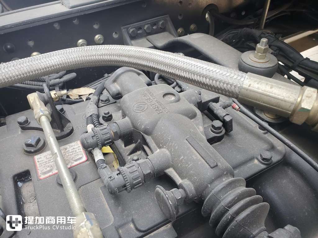 陕汽后八轮载货车,陕汽德龙后八轮挂车