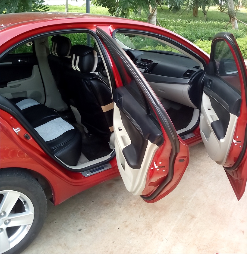 贷款买车和全款买车哪个更划算,全款和贷款买二手车怎么选择