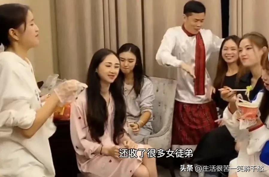 山寨“小沈阳”组建“四大天王”组合，出场费动辄百万！