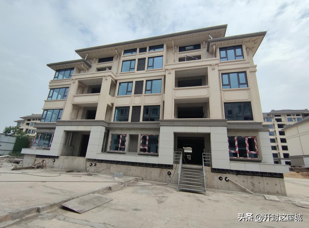 黄校老师：幸福里，涧溪美景，臻熙府，鼎立，选哪个