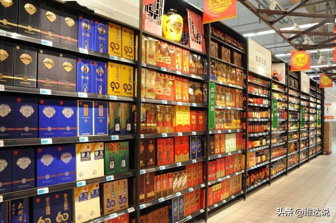 牛栏山百年为什么有便宜的有贵的,牛栏山一年卖8亿