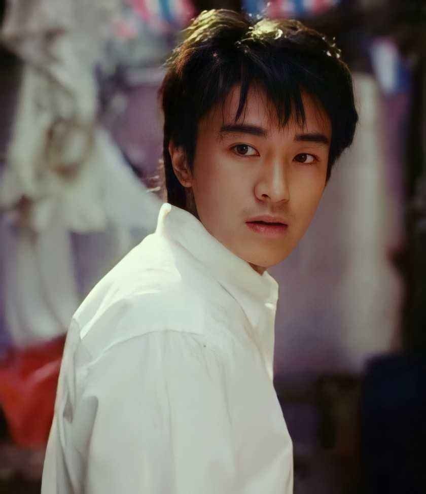 周星驰被迷惑,周星驰一直被争议的一个人