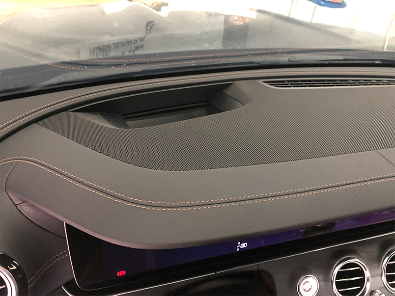 e300l奔驰2019款抬头显示效果,2020款奔驰e300lhud抬头显示