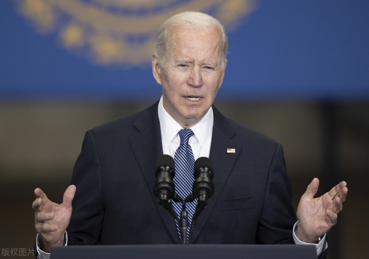 俄罗斯战术刀弹簧刀,俄国军用弹簧刀