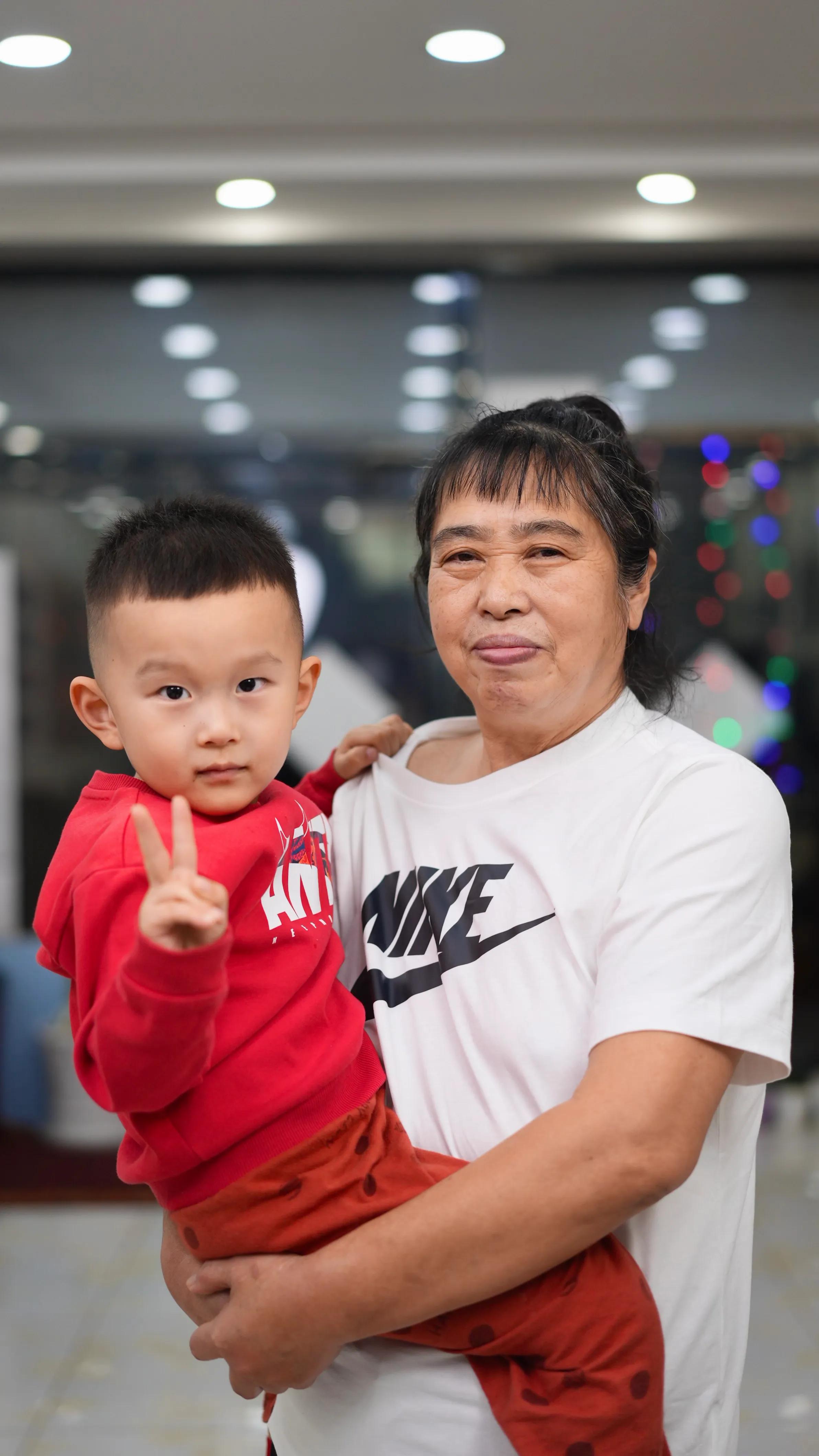 再见2022原唱完整版,再见2022年你好2023