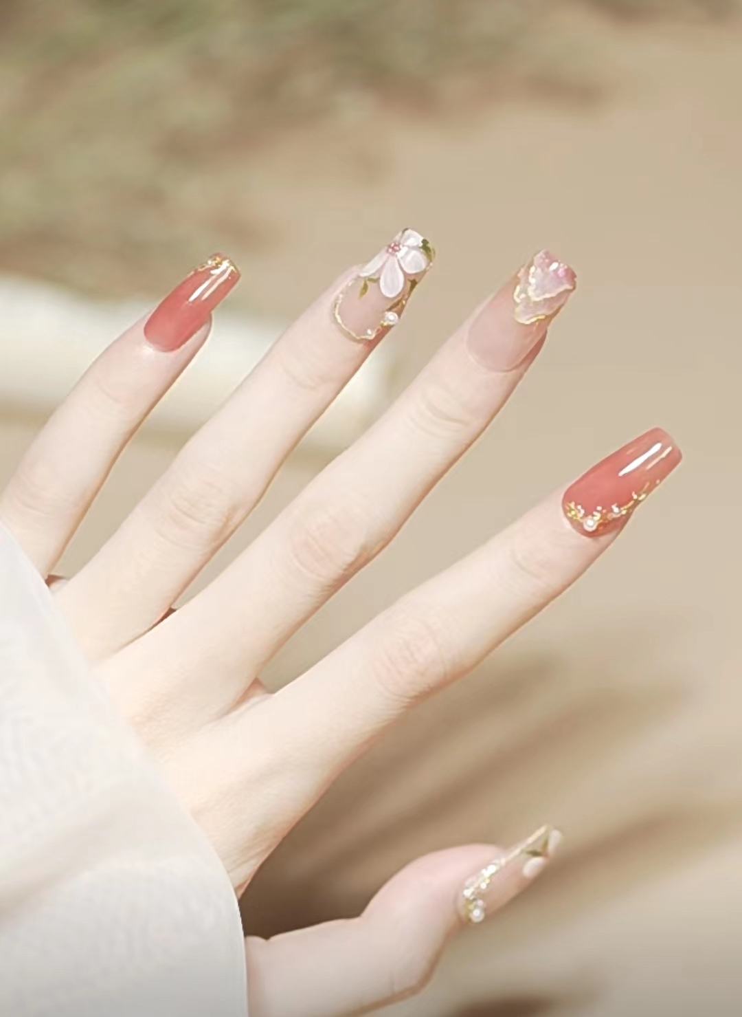 美甲款式图片长款高级春天,来一波超甜超温柔的美甲