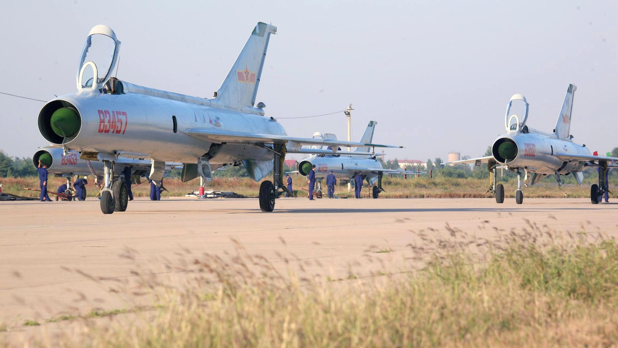 中国歼10c和歼16,歼10c能打败歼16吗