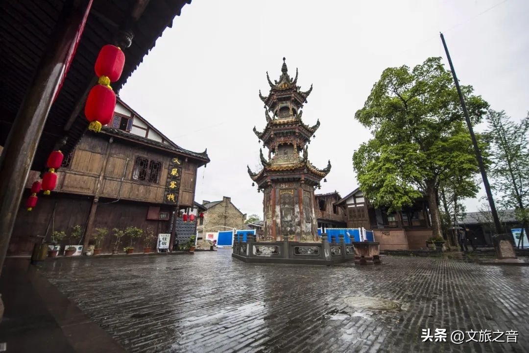 美女必跑贵妃梁，硬汉得吃擀面皮，小编带你去看最“野”的河山