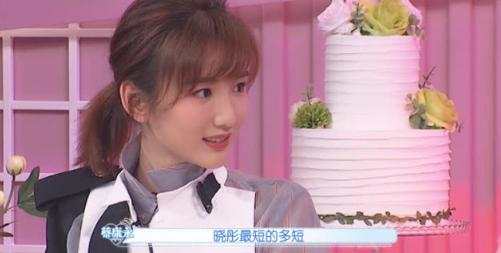 毛晓彤：曾经被父亲抛弃扔垃圾桶，成名后父亲索要5000万赡养费