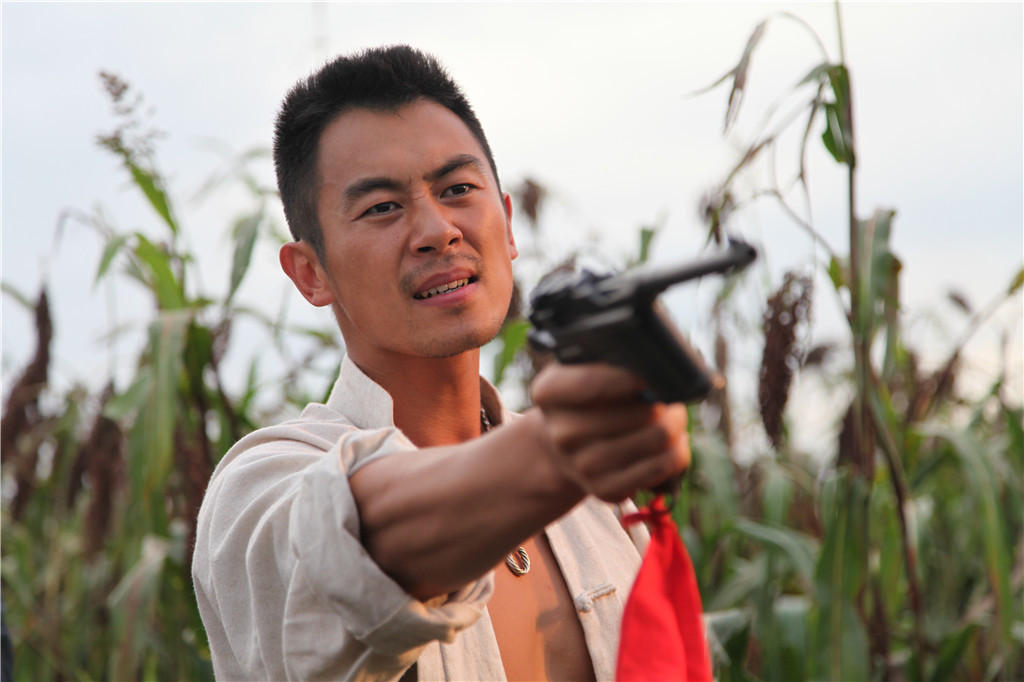 明明很帅自己却觉得很丑,明明很帅却打扮很丑