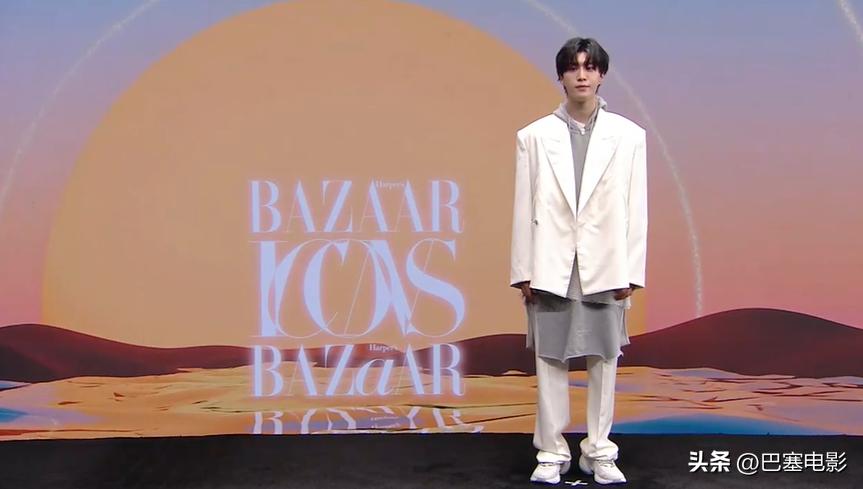 热巴杨颖红毯造型,芭莎红毯杨紫热巴杨颖赵丽颖