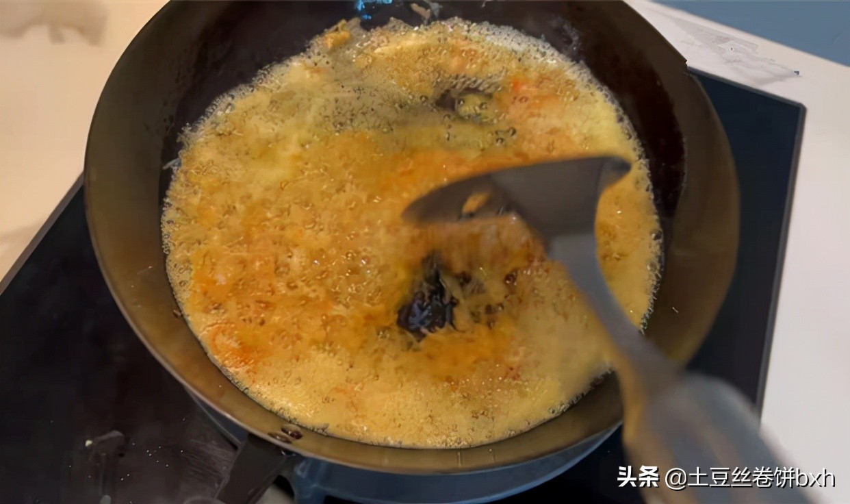 黄磊做包子的视频,做叉烧肉包子视频全教程