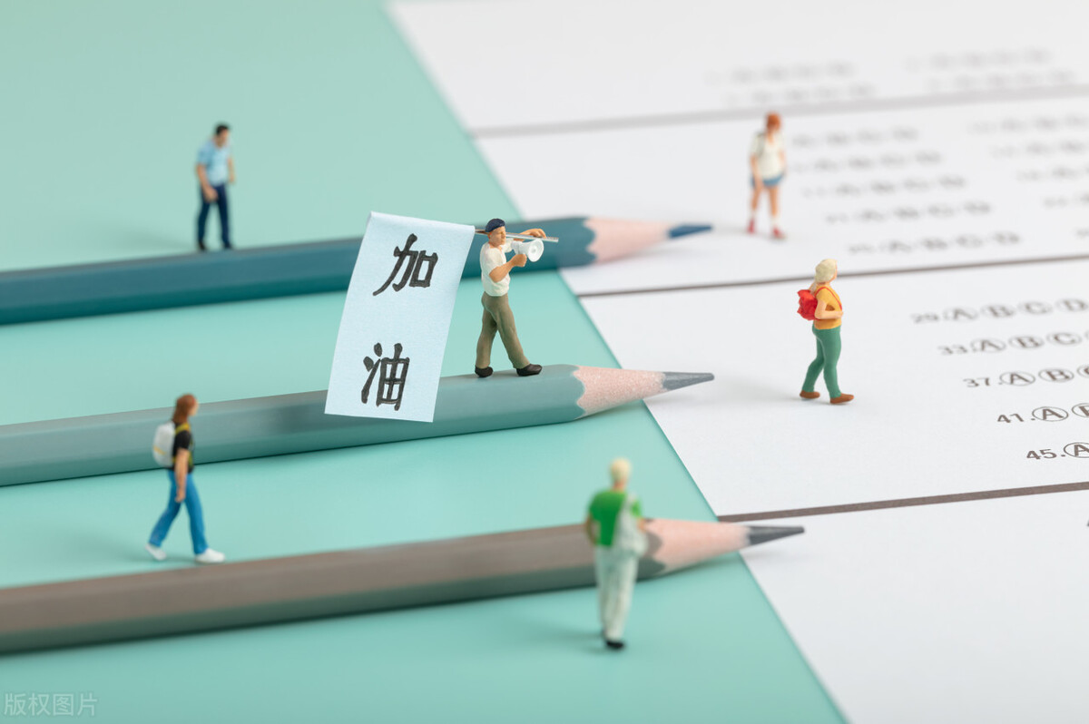 出国留学和国内考研能同时准备吗,张雪峰出国留学还是国内考研