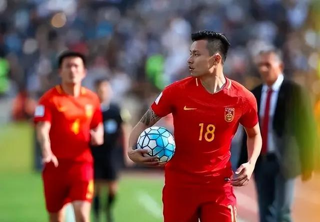 男足太太团,日本男足高颜值太太团