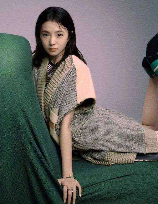 2022开年才8天,就有7位女星惹争议:刘浩存遭人厌,邱意浓被吐槽