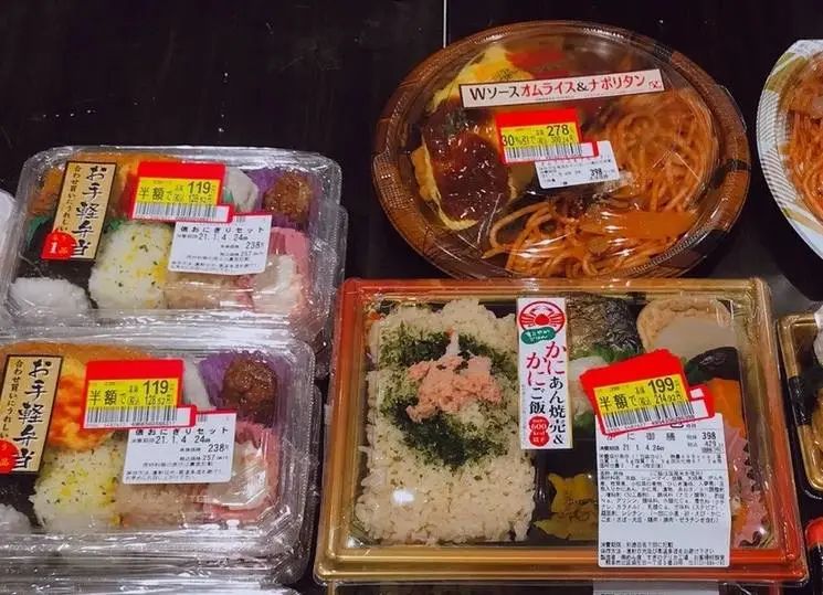 这届打工人,费尽心思“薅”午餐羊毛