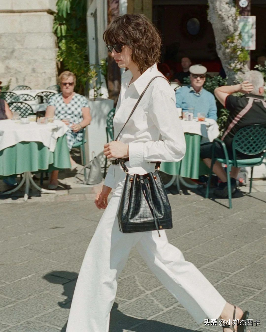 好美啊！这里的衣服我想allin