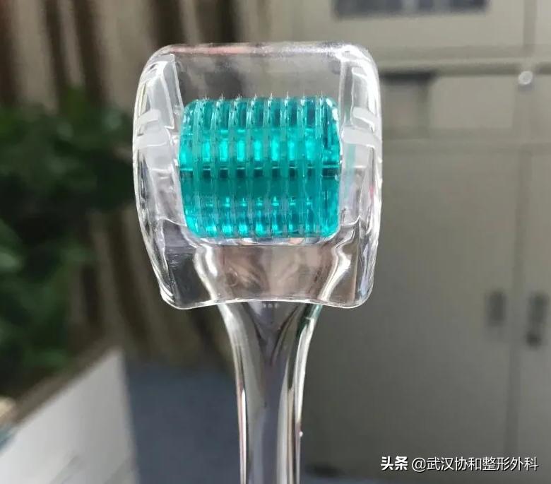 下巴反反复复有痘痘,脸上起痘痘反反复复