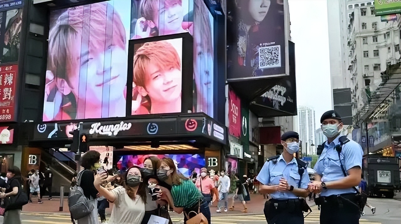 都红成顶流了，怎么一个赛一个丑？