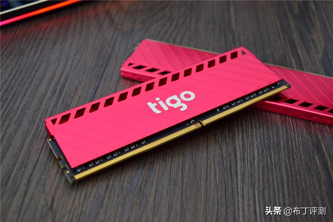 金泰克ddr316008g怎么样,金泰克ddr48g2400测评