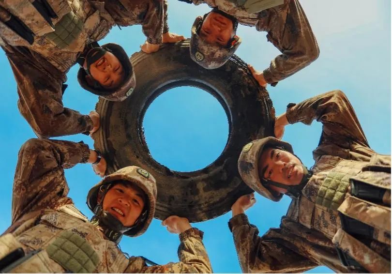 中国军人的代表名词是什么,我国军人的名称