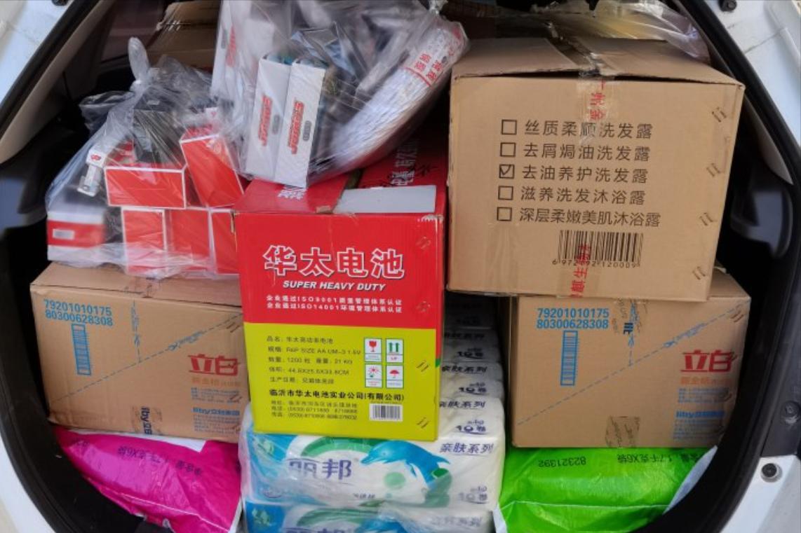 用自己的车搬家会被交警罚款吗,私家车搬家违法吗