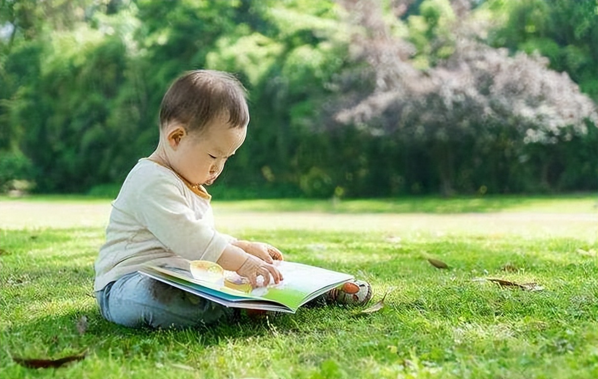 孩子有拉有吐病毒性的怎么办,一周多宝宝病毒感染反复发烧