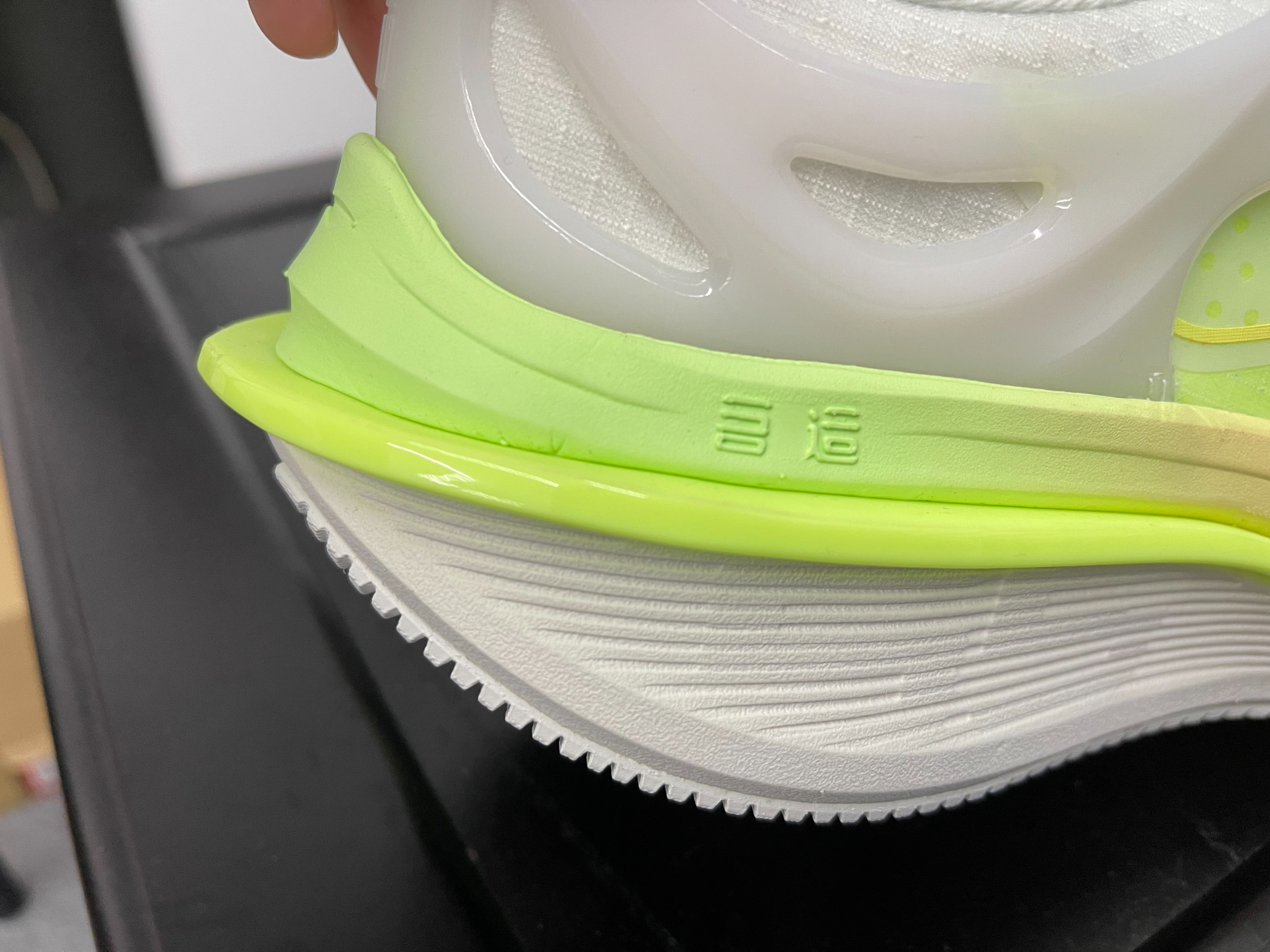 吾适lite2.0是什么中底,吾适lite2.0真实测评