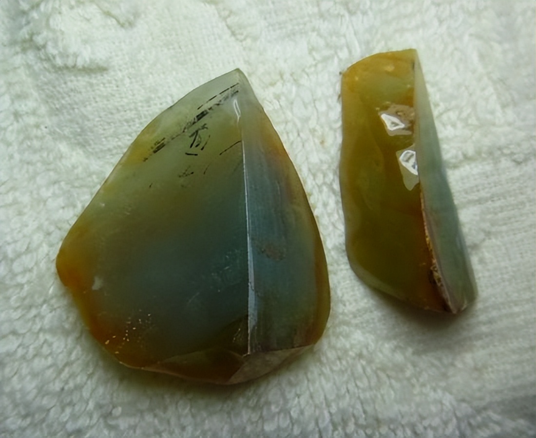 大马坎翡翠毛料原石大捡漏,大马坎黄翡小料子雕刻什么合适