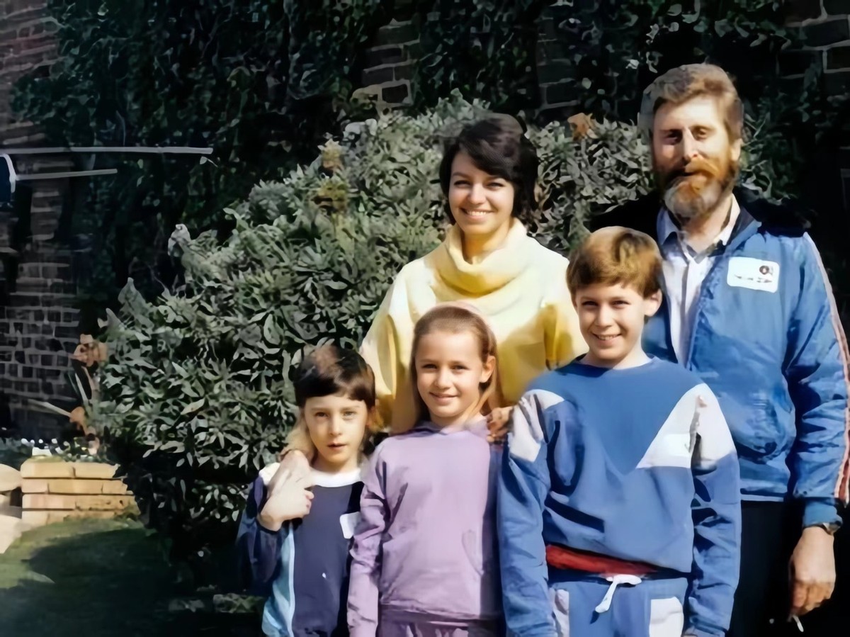 12岁男孩马丁：被护工虐待性侵14年，醒来用“特殊声音”揭开真相