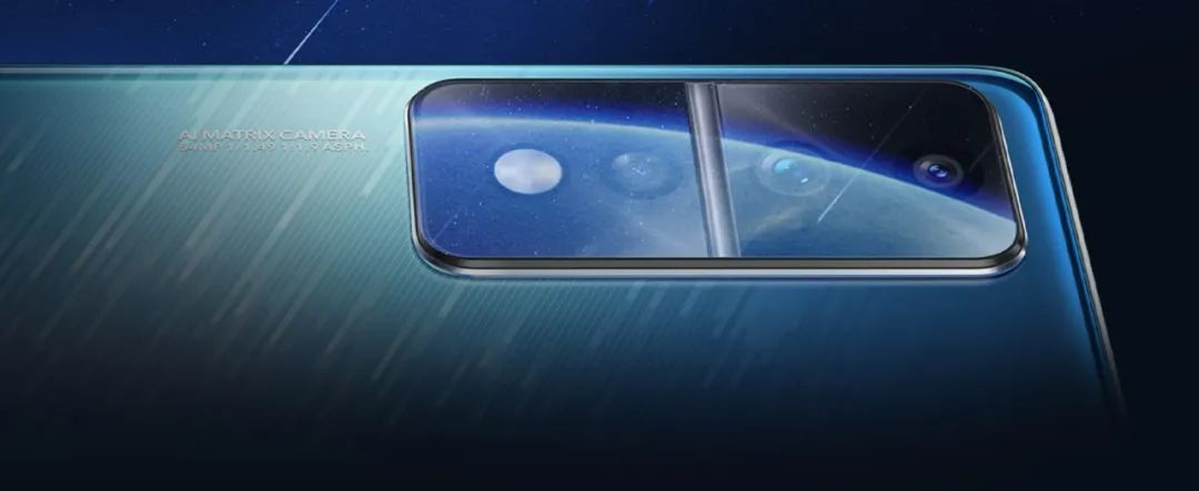 荣耀80gt还搭载一颗超帧独显芯片,荣耀80gt是满血板的骁龙8+吗