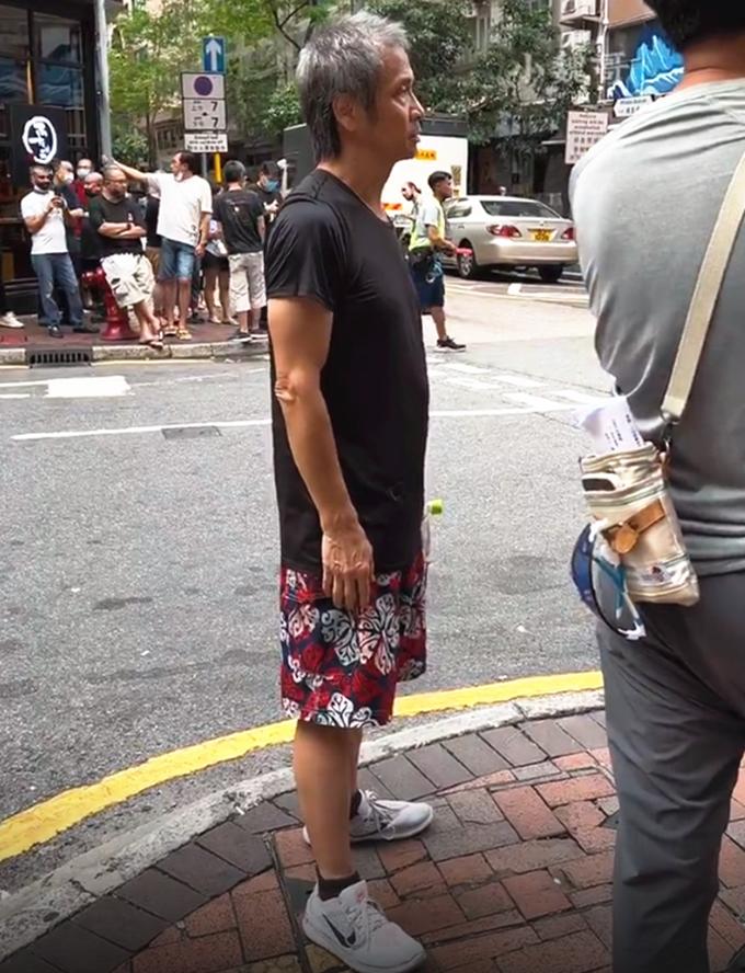 林正英的大师兄的照片,林正英大师兄穿的是紫袍么