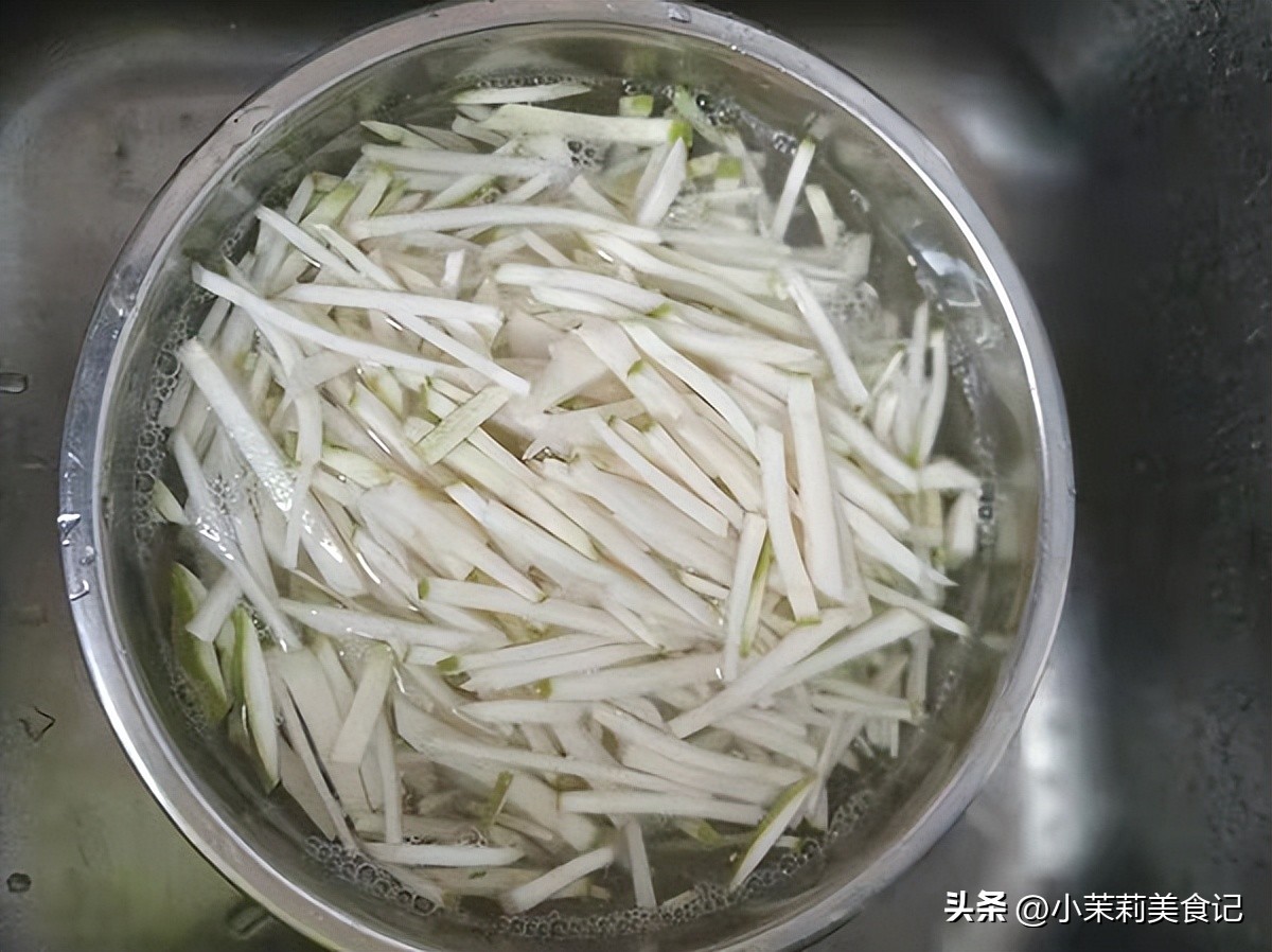 熟腌芥菜的最佳腌制方法,腌芥菜怎么腌又脆又嫩