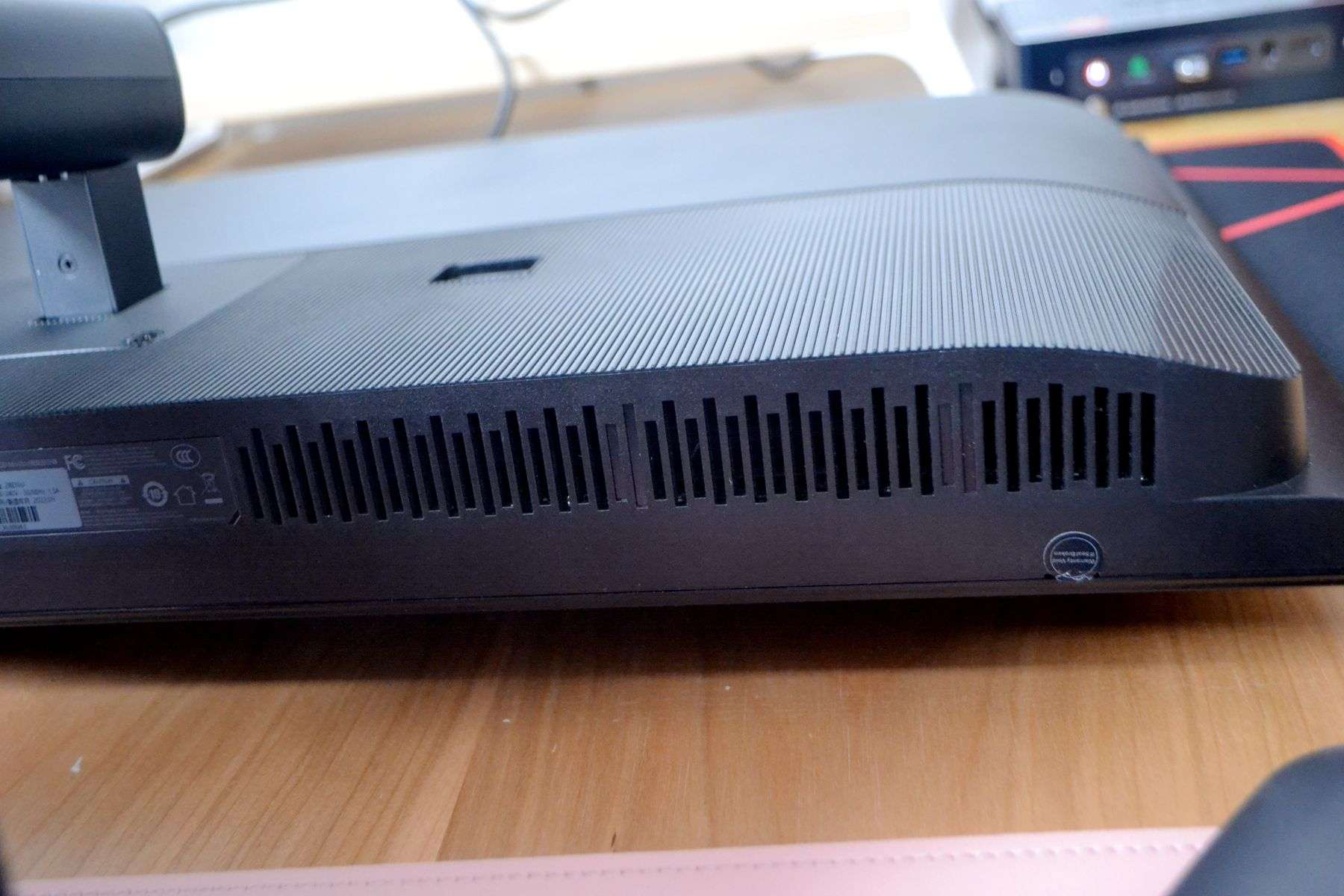 售价不足千元，显示效果媲美万元级，目前质价比最高的4K显示器