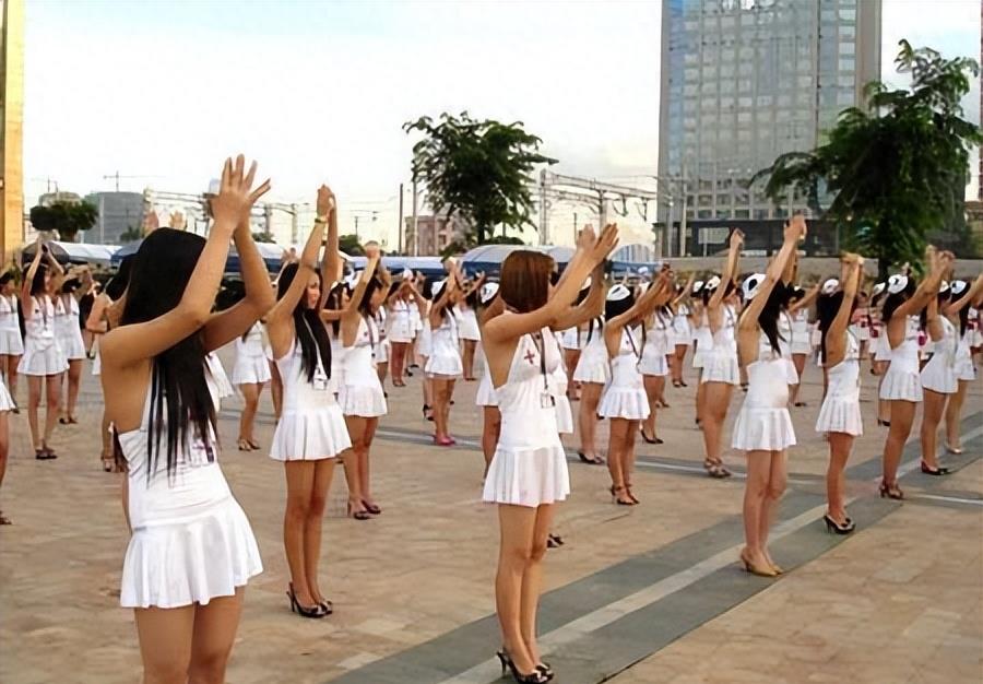 揭秘东莞“秘密服务”内幕,惊人真相曝光!