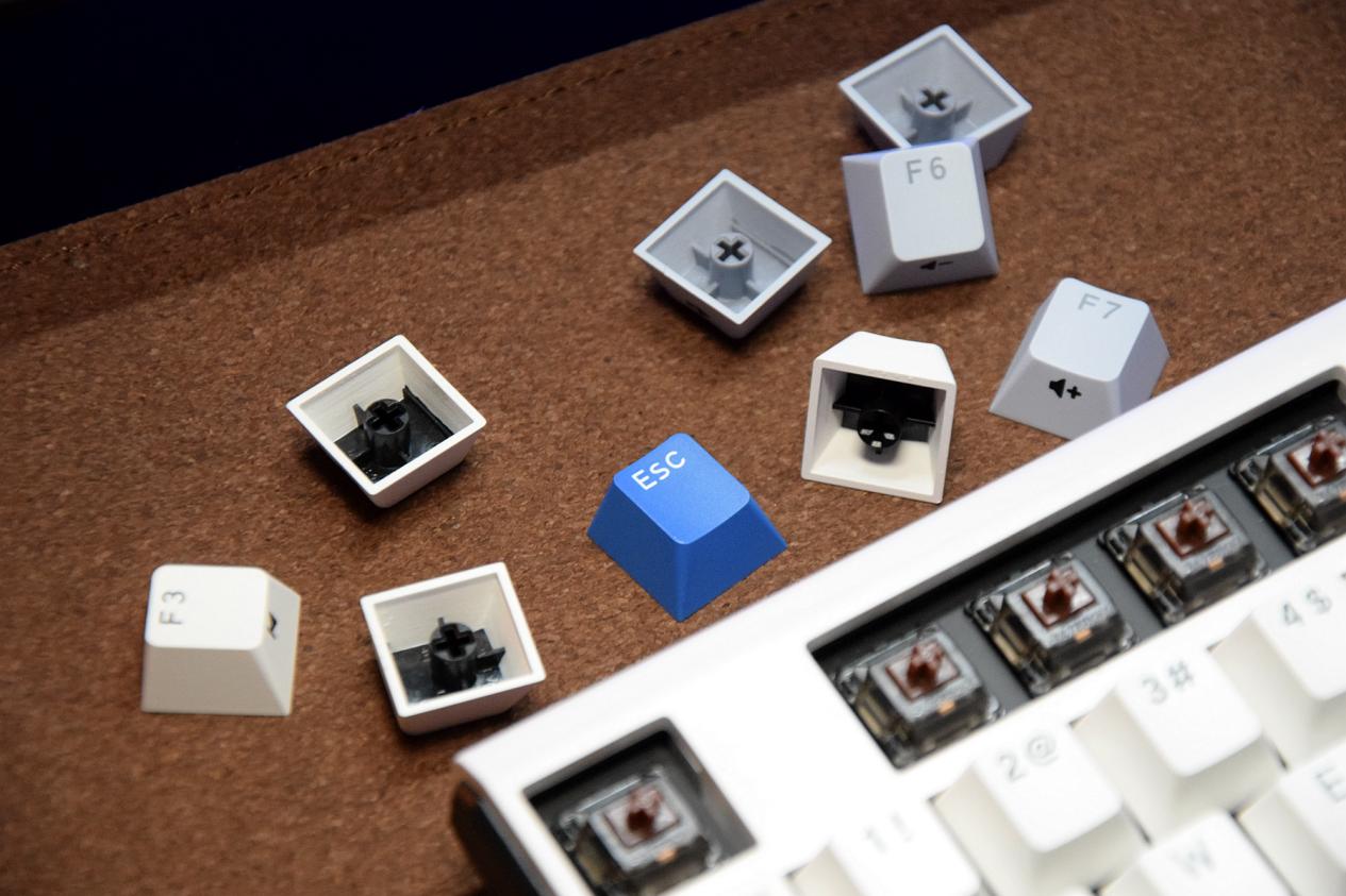 超长续航无线机械键盘推荐,续航持久的无线机械键盘