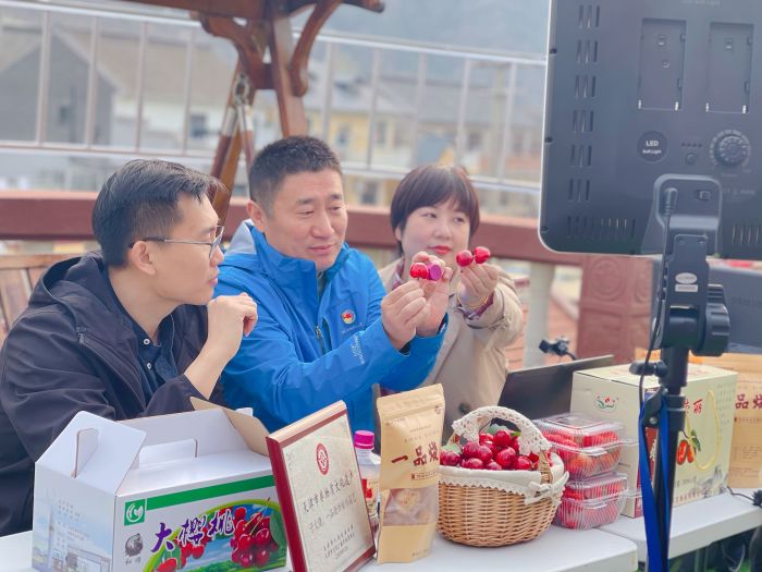 天津移动：十年匠心筑梦“点亮”智慧津城