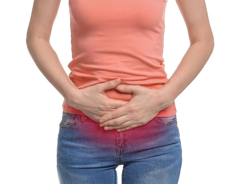 女性到了夜晚放屁多怎么回事,女性到了夜晚放屁多响怎么回事