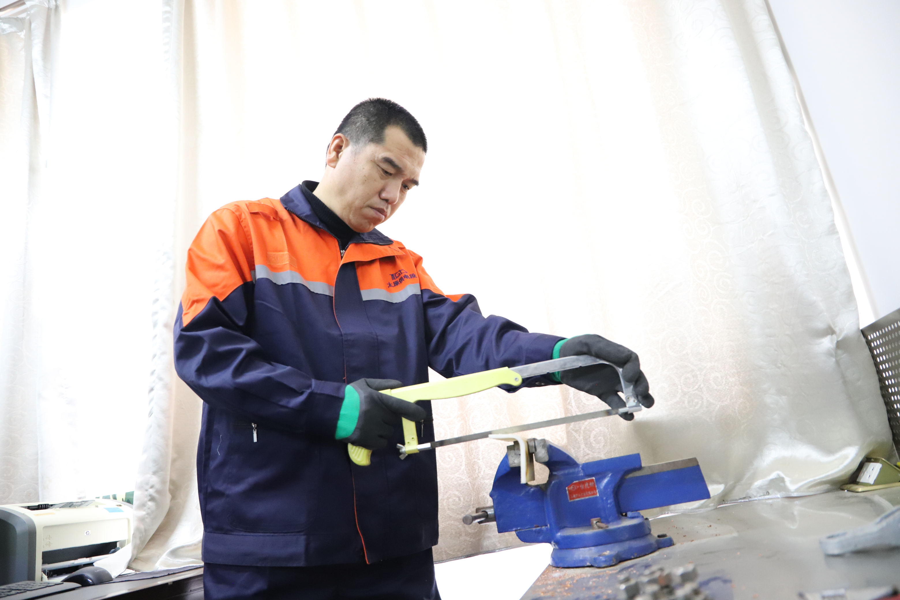 交广会客厅踏雪巡诊护航春运安全,交广会客厅中秋