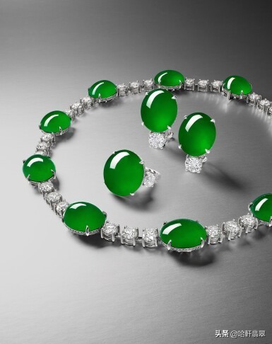 佳士得拍卖的顶级翡翠手镯,越贵越有人买的商品