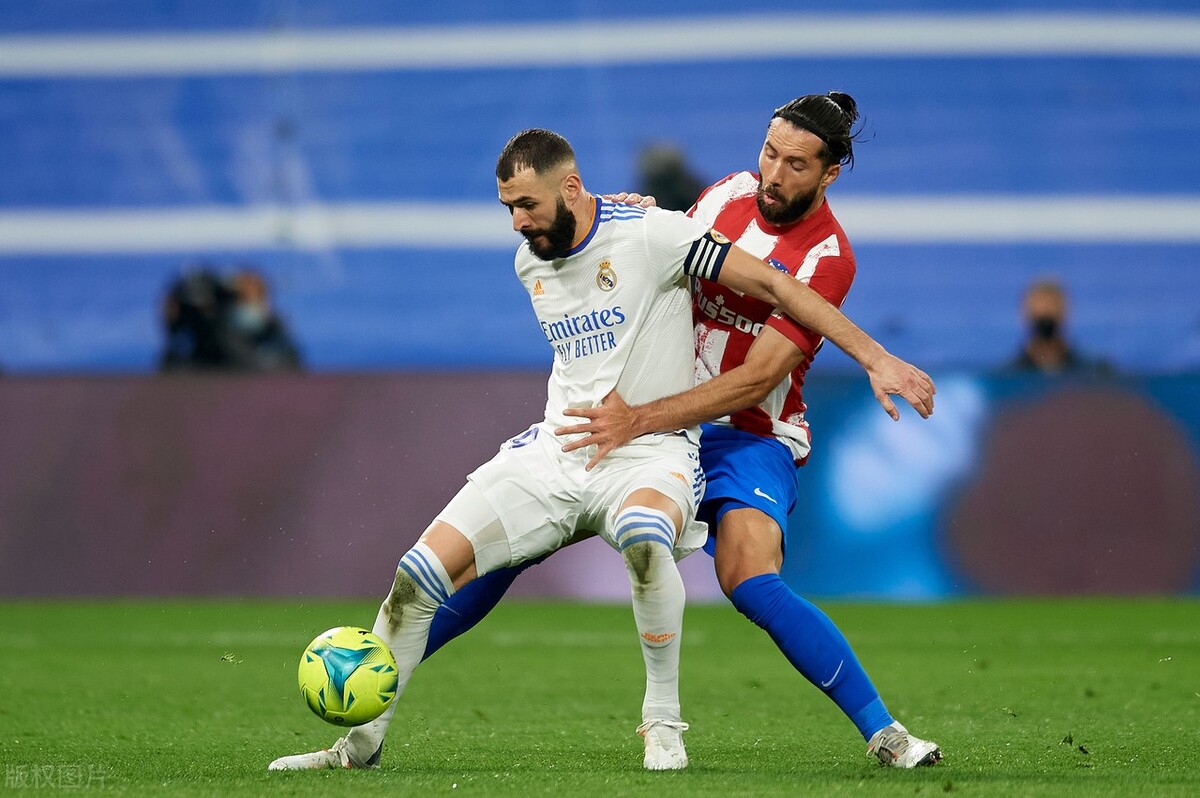 卫报年度百大球星梅西,卫报评足坛03后60大新星