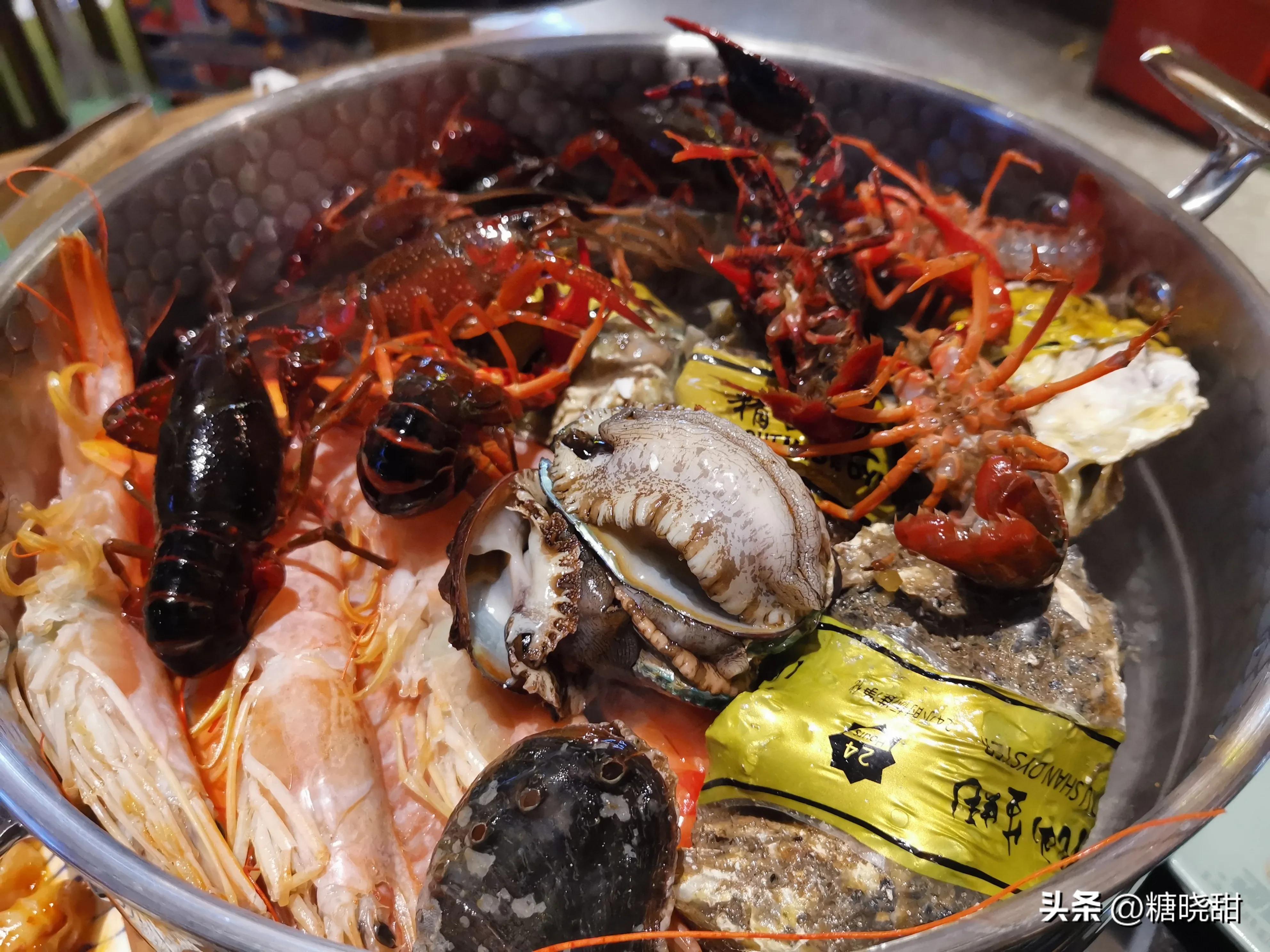 美食探店看着蒜蓉虾流口水,海鲜鲍鱼小龙虾螃蟹