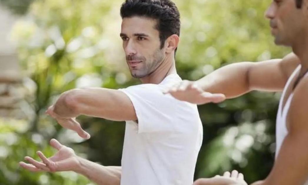 男性长期没“排精”，身体或许会出现这几种变化，早知早受益！