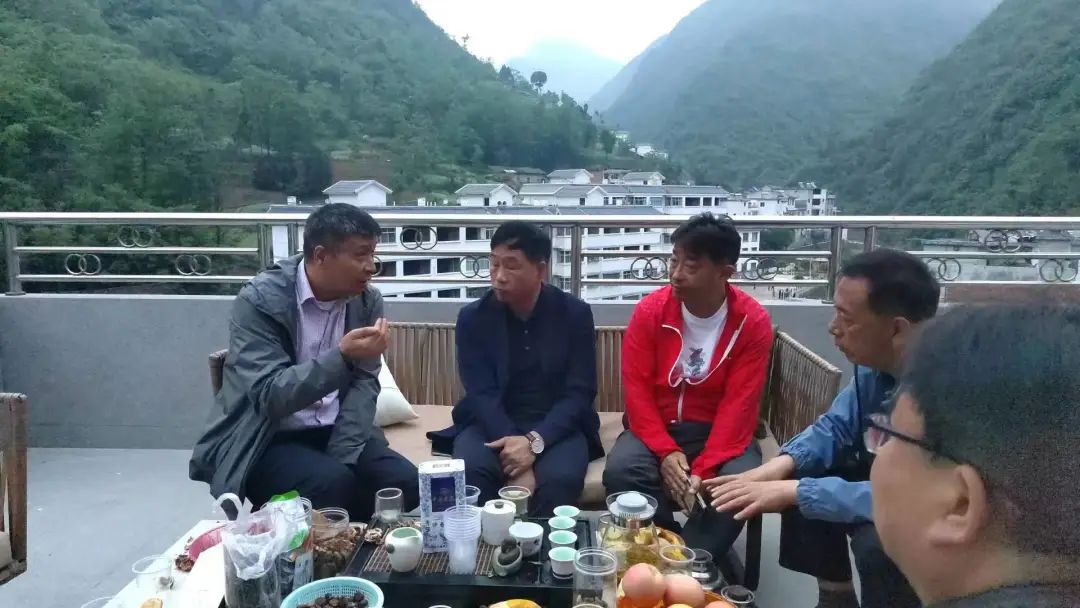 相聚仍是青年——记情系四中群友聚