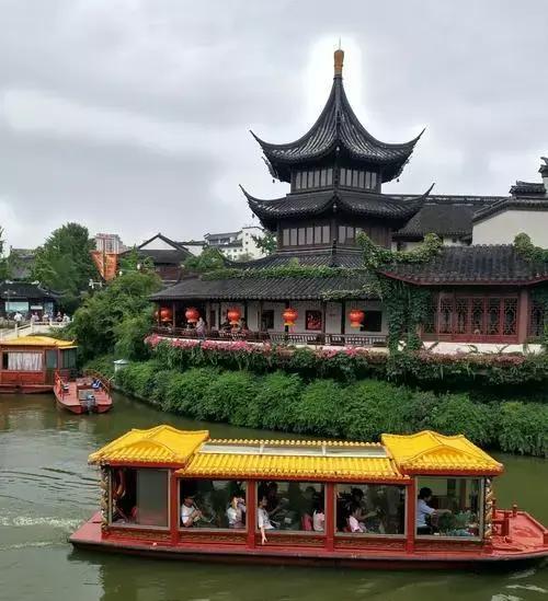 南京文化之美,汤山温泉与梅花山的对比