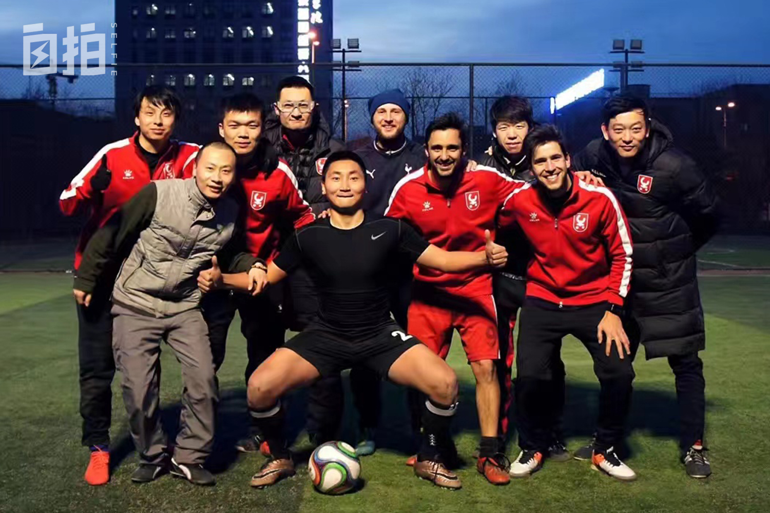 我从几岁开始踢足球,多少岁可以踢足球职业联赛